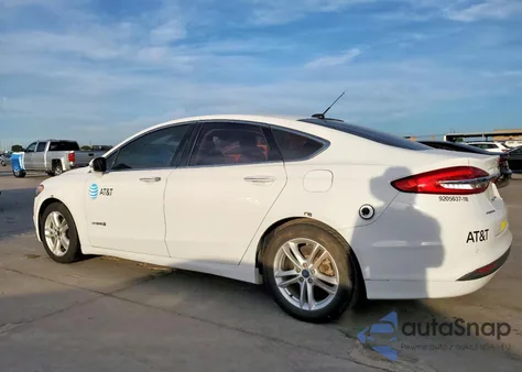 2018 Ford Fusion Se Hybrid z USA, uszkodzony, nr VIN 3FA6P0LU7JR172053